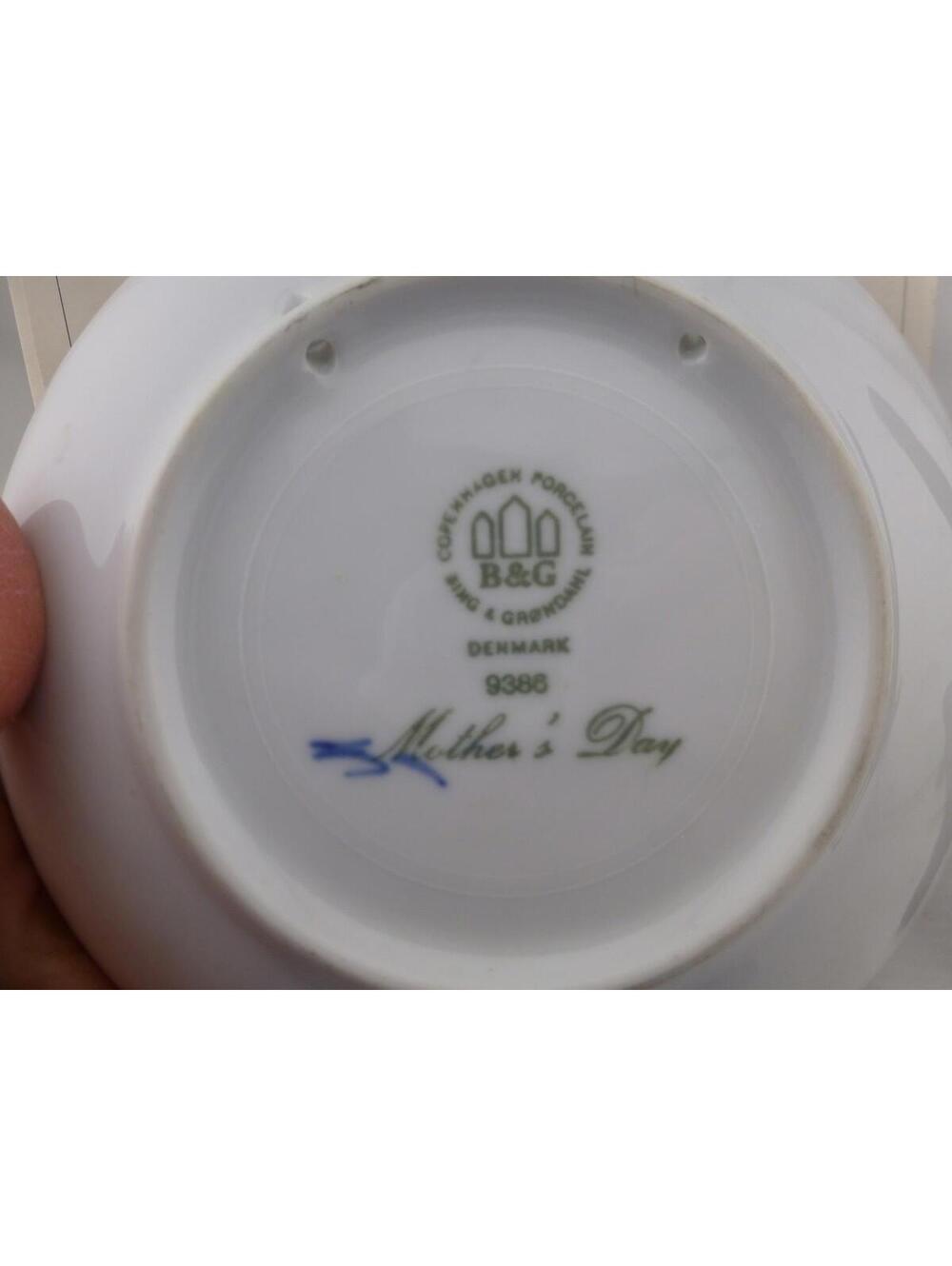 1986 Bing & Grøndahl Mother's Day Plate "Mother & Child" Porcelain Denmark C3 - Picture 3 of 9